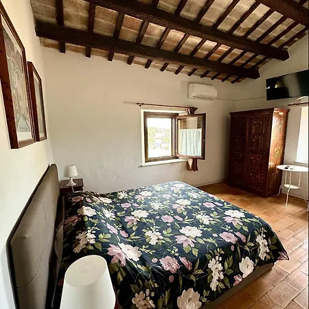 Leoncito Del Conero Gæstehus